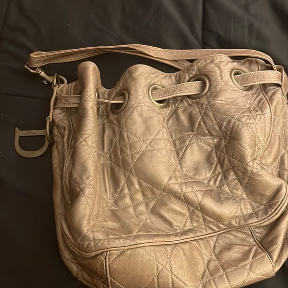 Handbag - Picture 1 of 7